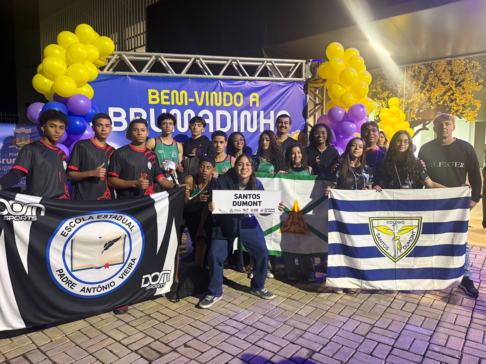 Atletas de Santos Dumont participam da etapa regional de atletismo no JEMG em Brumadinho